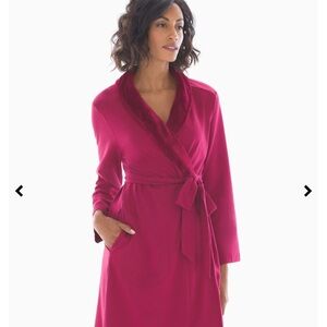 Soma Super Soft Elegant Women's Pink Robe in Size Small/Medium